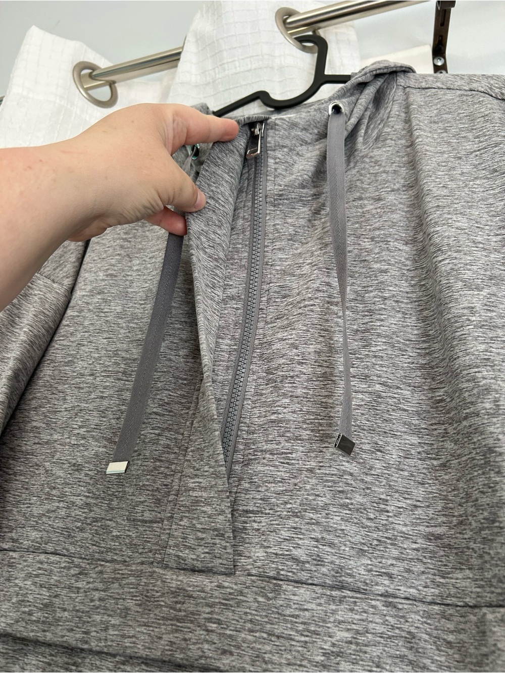 Active Zone Hooded Pullover - Picture 3 of 7